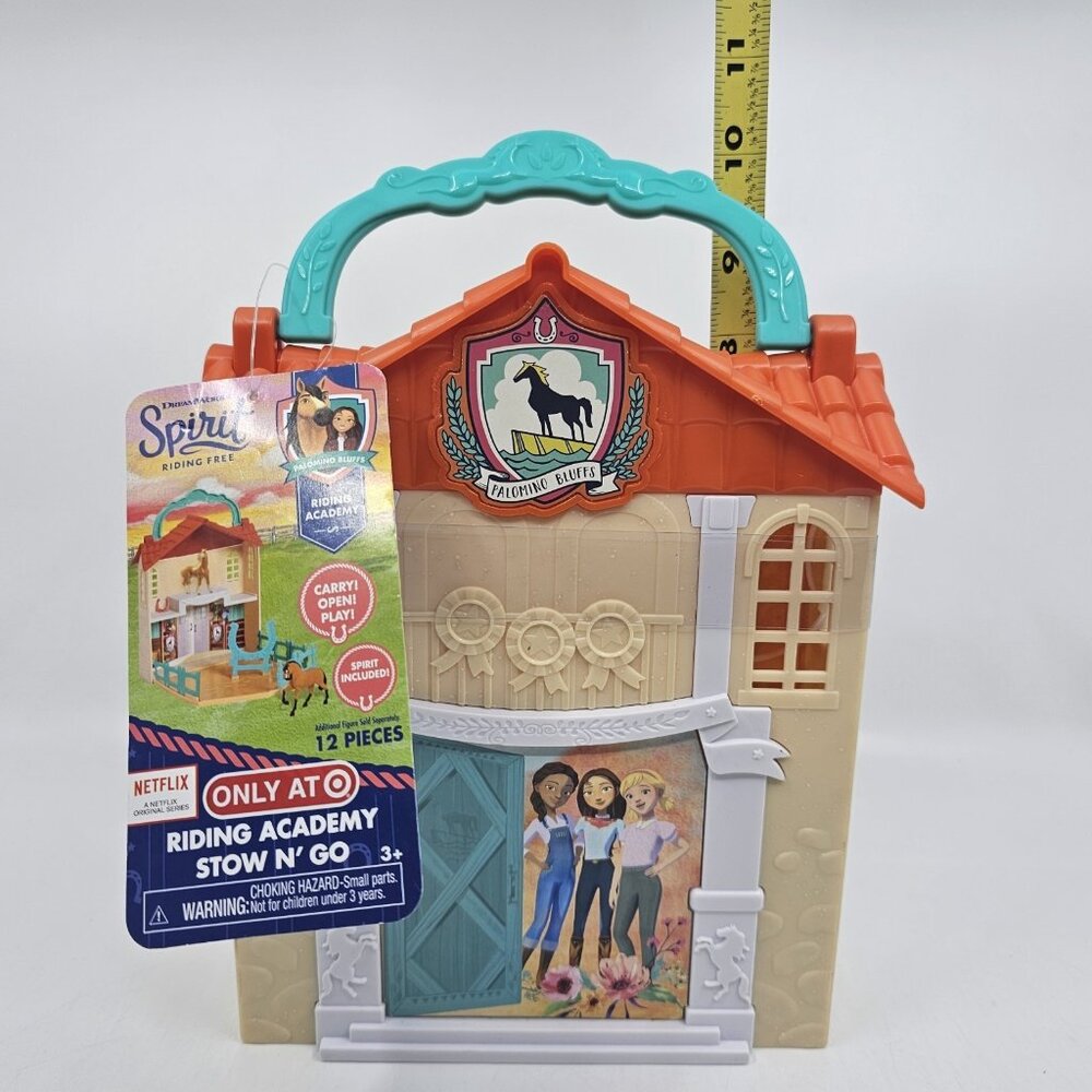Spirit Riding Free Palomino Bluffs Playset Carry Case Horse Stable 12 Pieces - Picture 3 of 12